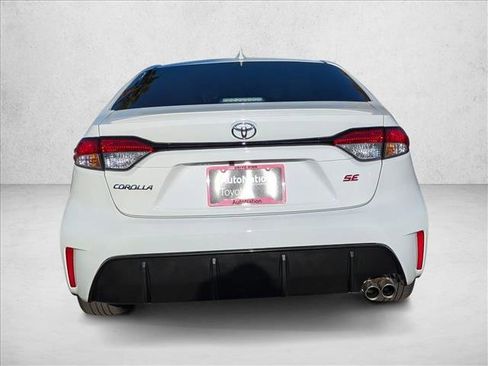 New 2026 Toyota Corolla SE image 7