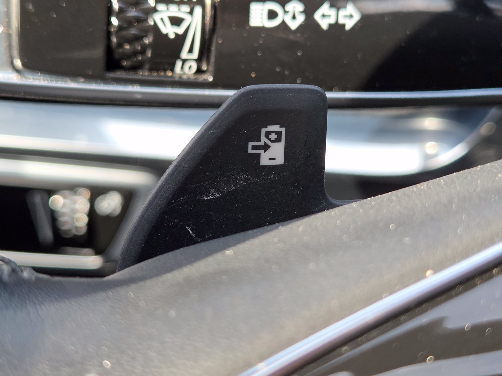 Certified 2024 Cadillac Lyriq Luxury AWD/4WD image 11