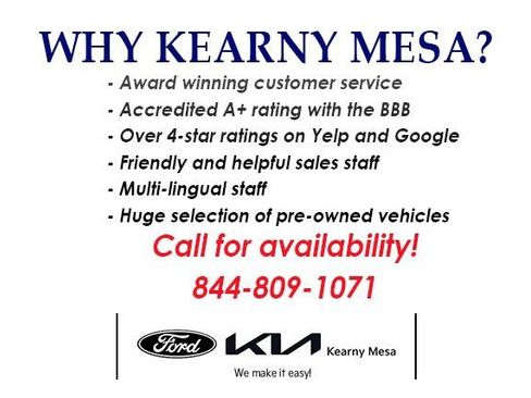 Used 2024 Chrysler Pacifica Touring-L image 3