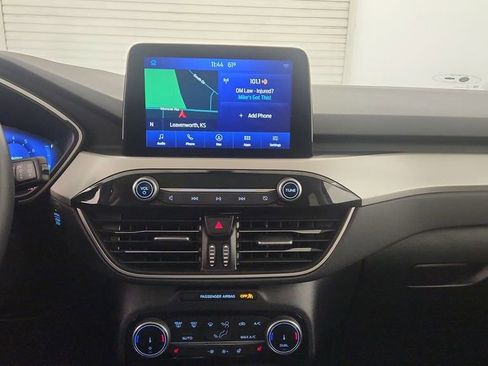 Used 2022 Ford Escape SEL w/ Technology Package image 12