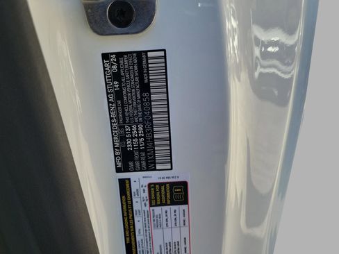 Used 2024 Mercedes-Benz CLE 300 4MATIC Coupe image 29