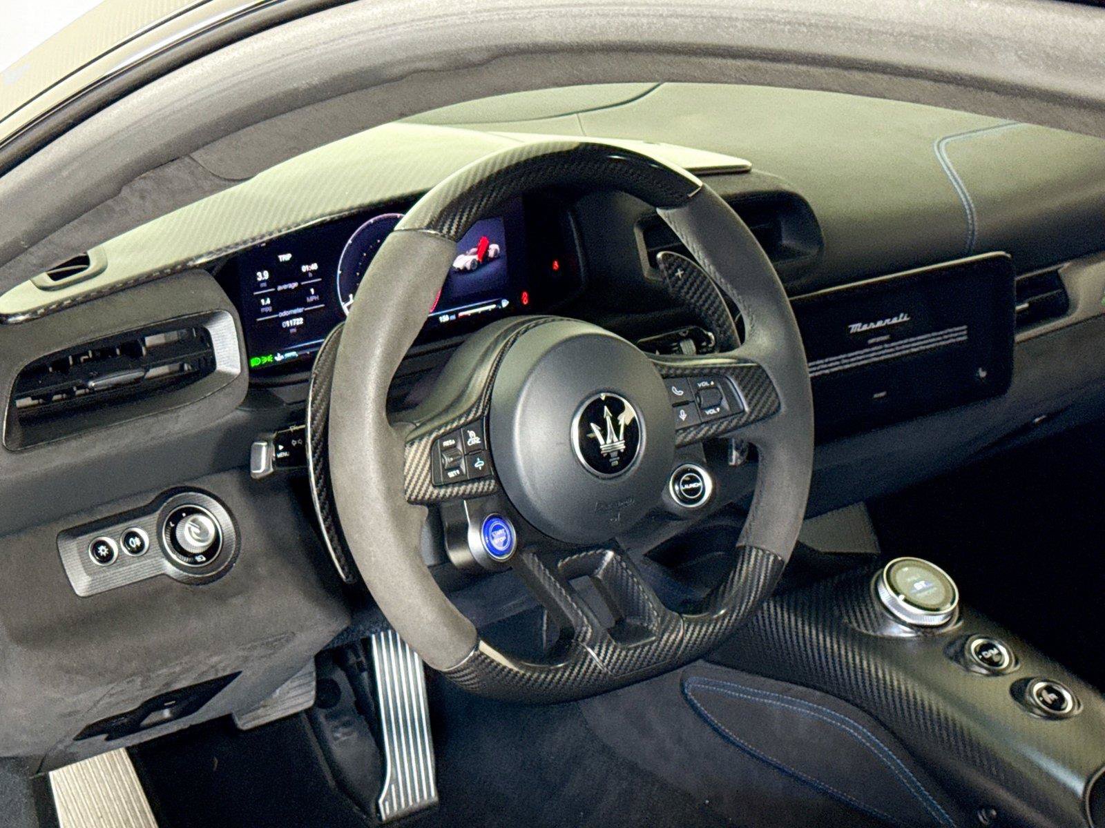 Used 2023 Maserati MC20 Coupe RWD image 15