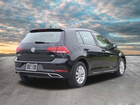 Used 2018 Volkswagen Golf S FWD image 8