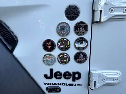 Used 2023 Jeep Wrangler Sport AWD/4WD image 47