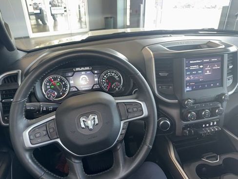 Used 2023 RAM 1500 Big Horn AWD/4WD image 3