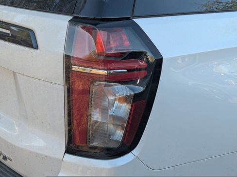 Used 2021 Chevrolet Tahoe RST w/ Rear Media and Nav Package image 8