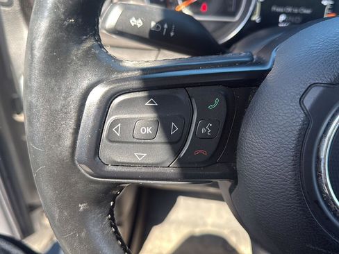 Used 2019 Jeep Wrangler Unlimited Sport S AWD/4WD image 12