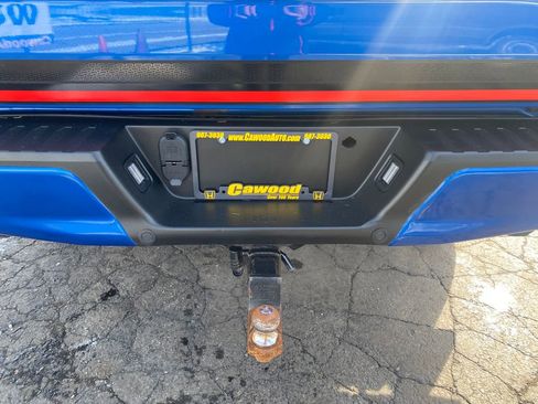 Used 2017 Ford F150 Lariat w/ Equipment Group 502A Luxury image 4