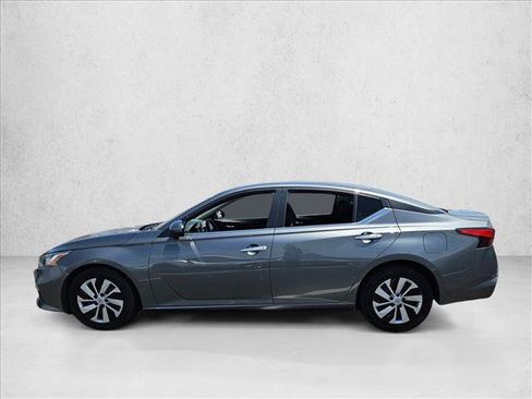 Used 2019 Nissan Altima 2.5 S FWD image 7