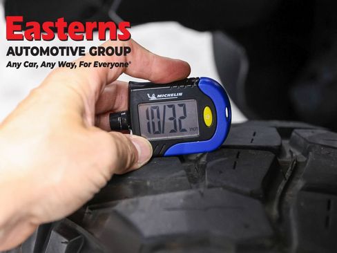 Used 2023 Jeep Wrangler Unlimited w/ Cold Weather Group AWD/4WD image 26