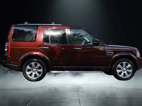 Used 2016 Land Rover LR4 HSE AWD/4WD image 8