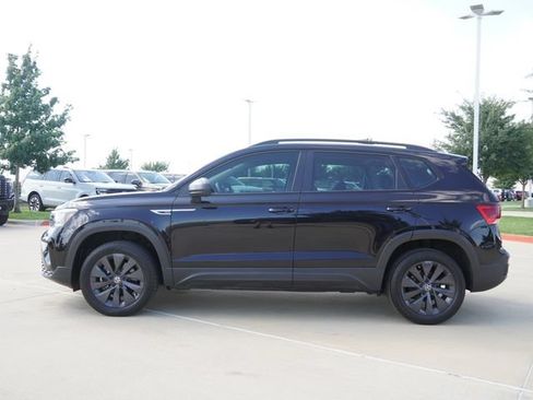 Used 2024 Volkswagen Taos S FWD image 6