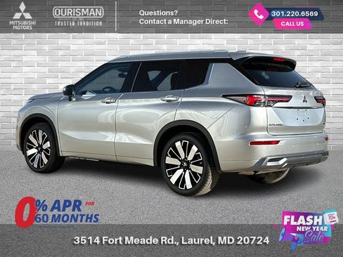 New 2025 Mitsubishi Outlander SEL image 3