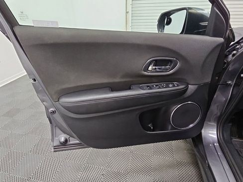 Used 2021 Honda HR-V EX image 30