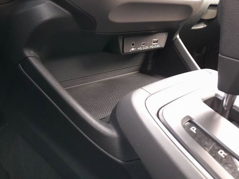 Used 2024 Subaru Crosstrek 2.0i Premium image 22