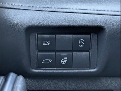 Used 2023 Toyota Highlander Limited image 23