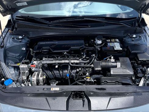 Used 2022 Hyundai Elantra SEL w/ Preferred Accessory Package FWD image 29