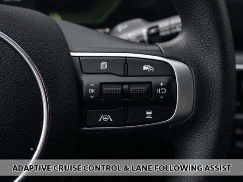 Used 2025 Kia K5 LXS image 3