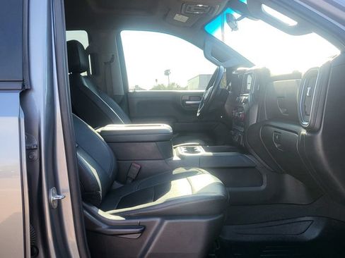 Used 2021 Chevrolet Silverado 1500 LT Trail Boss w/ Convenience Package II AWD/4WD image 19