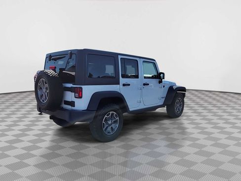 Used 2015 Jeep Wrangler Unlimited Rubicon w/ Connectivity Group image 8