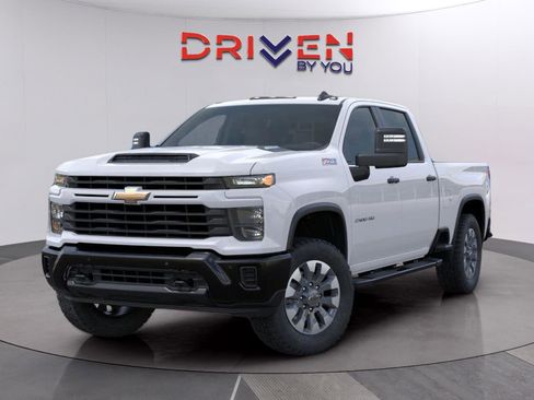 New 2026 Chevrolet Silverado 2500 Custom w/ Custom Value Package image 2