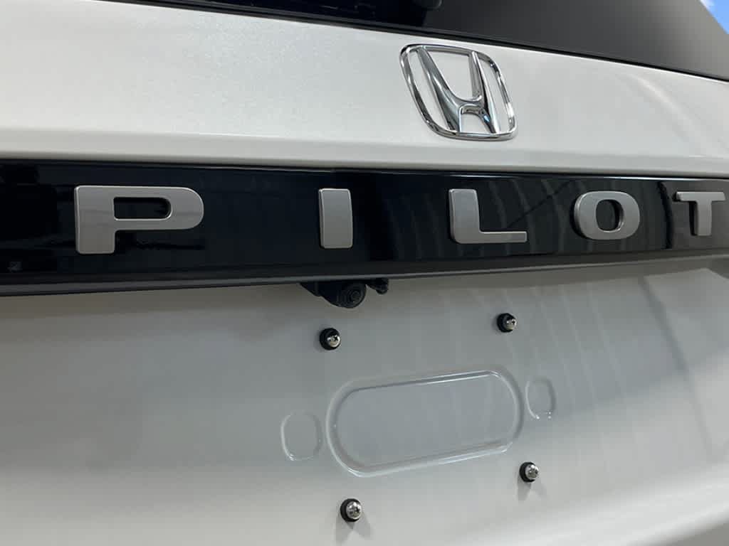 New 2026 Honda Pilot Elite image 7