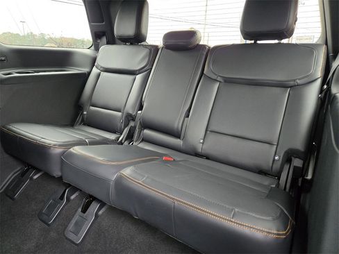 New 2025 Ford Expedition Tremor image 10