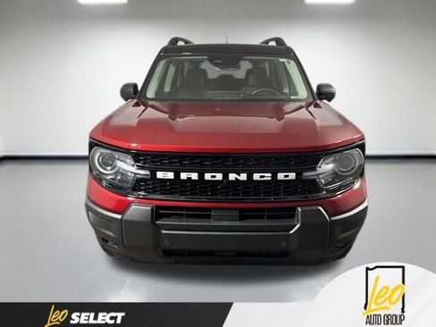 Used 2025 Ford Bronco Sport Outer Banks w/ Outer Banks Tech Package+ AWD/4WD image 2
