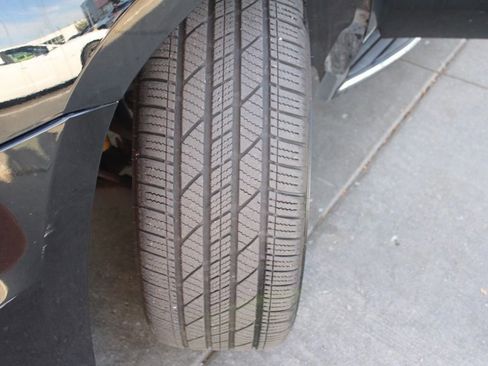 Used 2020 Chevrolet Tahoe Premier image 14