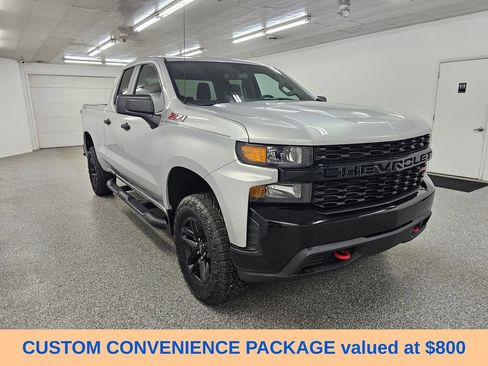Used 2020 Chevrolet Silverado 1500 Custom Trail Boss w/ Custom Convenience Package AWD/4WD image 3