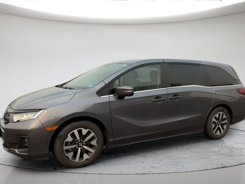 Used 2025 Honda Odyssey EX-L image 10