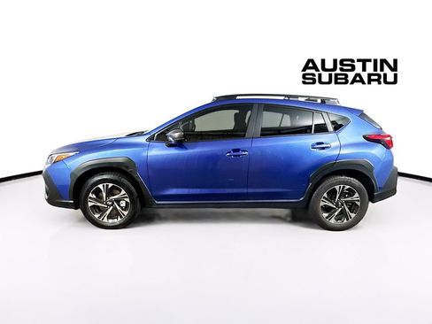 Used 2025 Subaru Crosstrek 2.5i Premium AWD/4WD image 4
