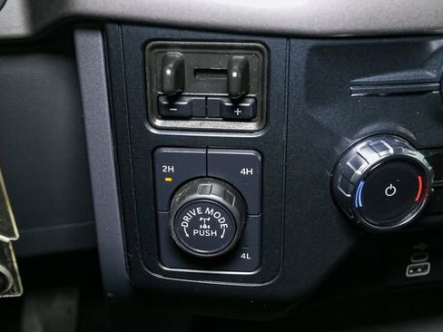 Used 2025 Ford F150 XLT w/ Equipment Group 301A Standard AWD/4WD image 27