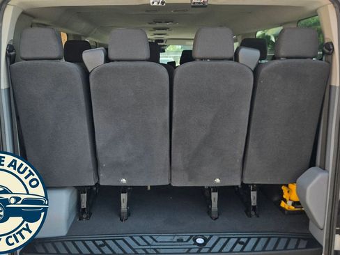 Used 2017 Ford Transit 350 XLT RWD image 30