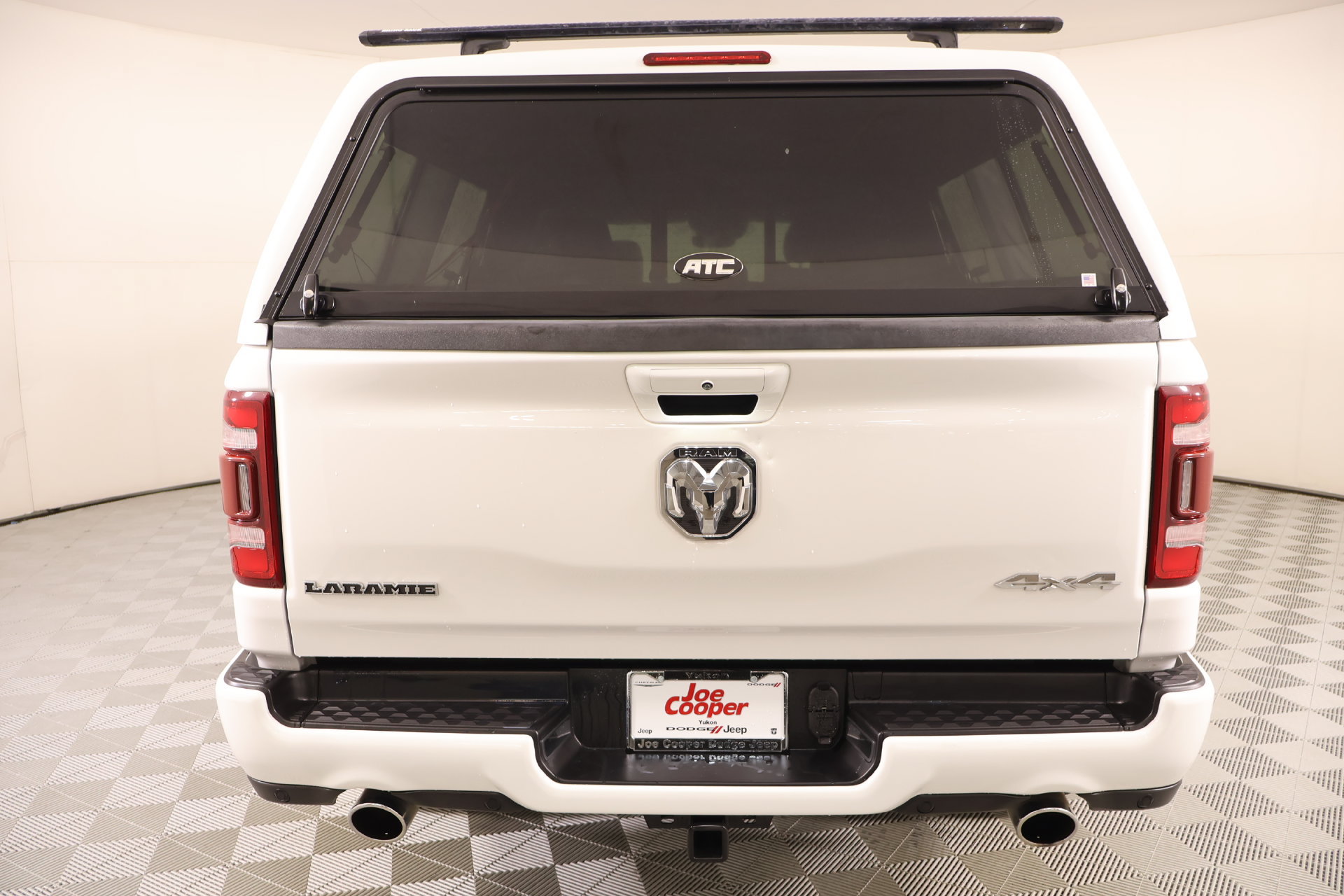 Used 2023 RAM 1500 Laramie AWD/4WD image 23
