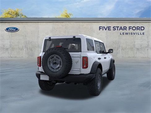 New 2025 Ford Bronco Badlands image 8