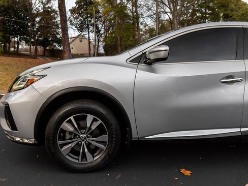 Used 2019 Nissan Murano S image 4