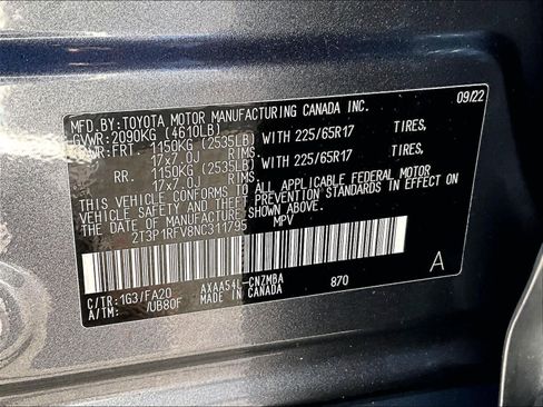 Used 2022 Toyota RAV4 XLE image 36