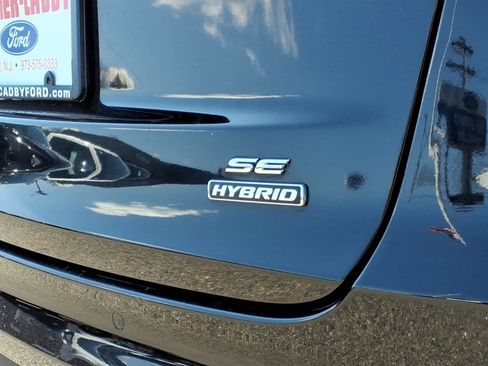 Used 2020 Ford Fusion SE image 7