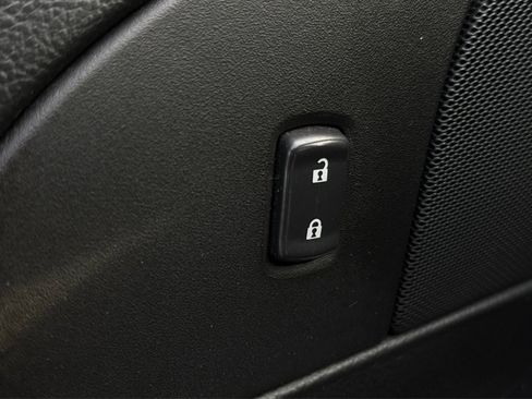 Used 2008 Chevrolet Corvette Coupe w/ Roof Package image 35