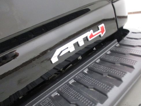 New 2026 GMC Sierra 2500 AT4 w/ AT4 Premium Plus Package AWD/4WD image 20