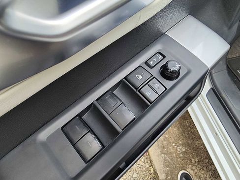 Used 2023 Toyota Sequoia Capstone image 14