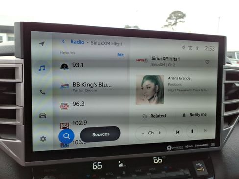 Used 2023 Toyota Tundra Limited image 13