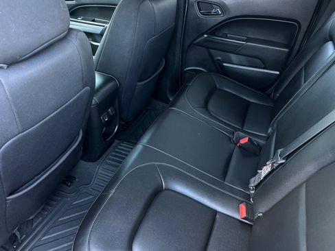 Used 2019 Chevrolet Colorado ZR2 image 13