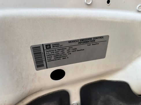 Used 2012 GMC Acadia SL image 19