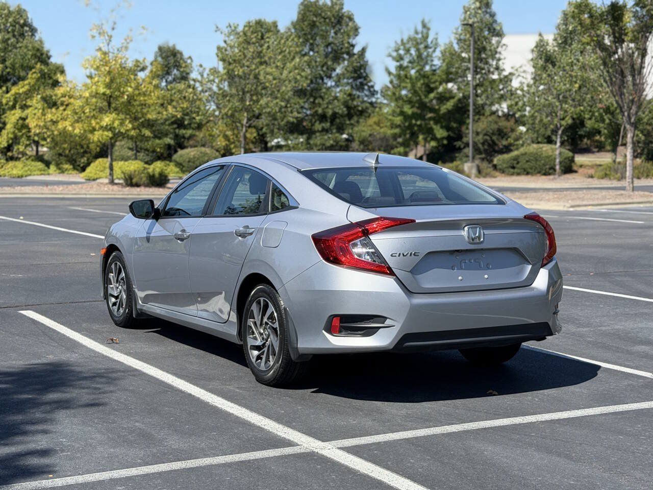 Used 2017 Honda Civic EX image 5