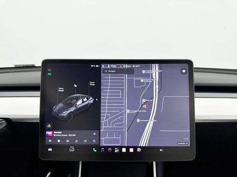 Used 2021 Tesla Model Y Long Range AWD/4WD image 4