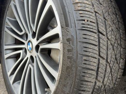 Used 2019 BMW 530i xDrive w/ Convenience Package image 5