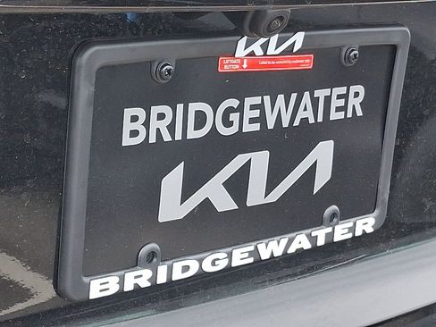 New 2026 Kia Niro Wind FWD image 15