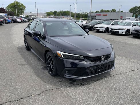 Used 2023 Honda Civic Sport Touring image 1